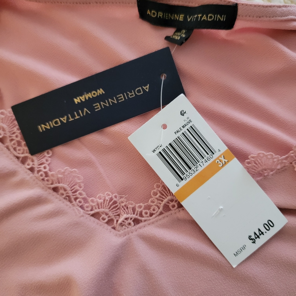 Blush super soft lace detail top NWT